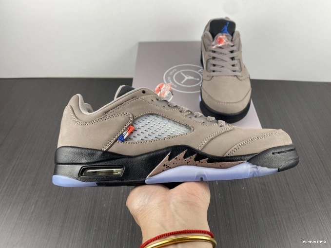 HYPE PSG x Air Jordan 5 DX6325-204 Low 0710